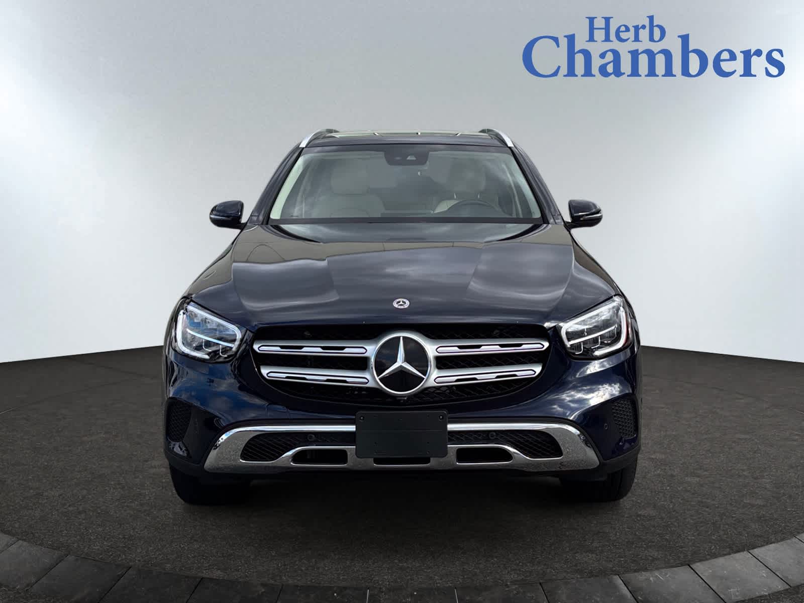 2022 Mercedes Benz GLC 300 4MATIC photo 2