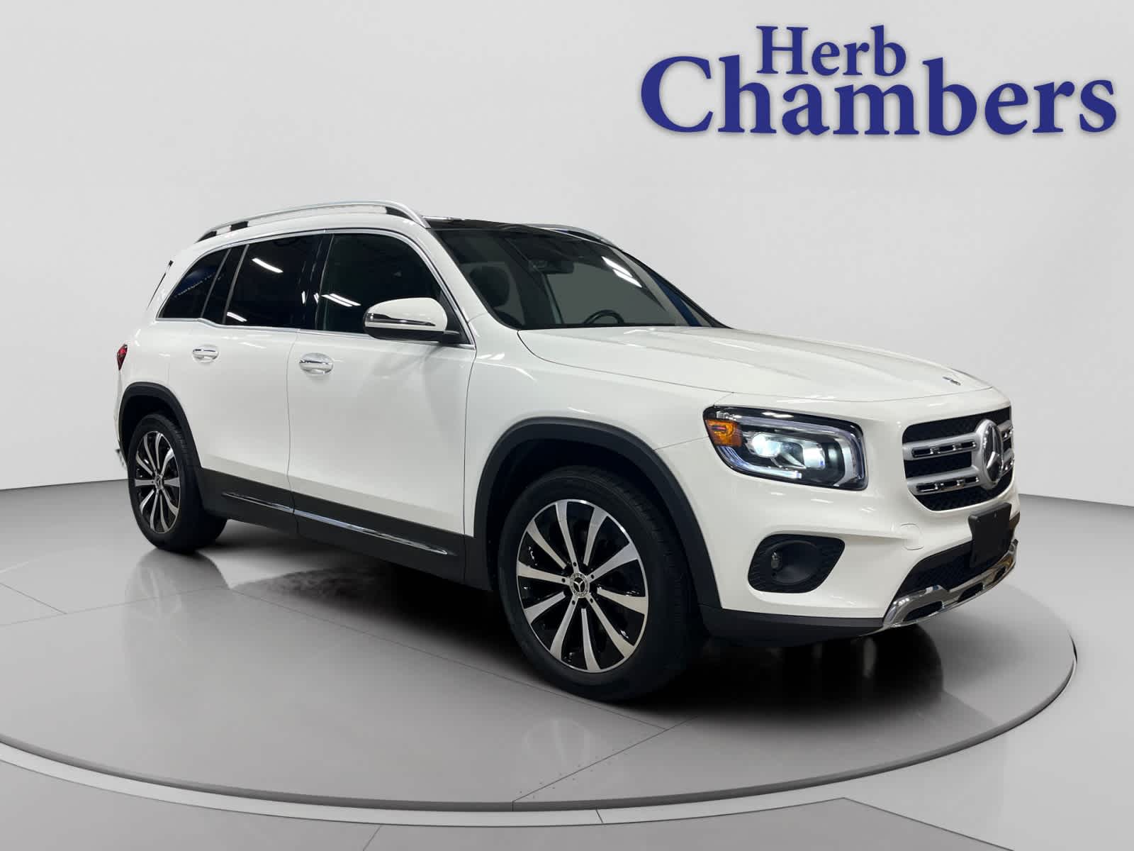 used 2023 Mercedes-Benz GLB 250 car, priced at $33,998