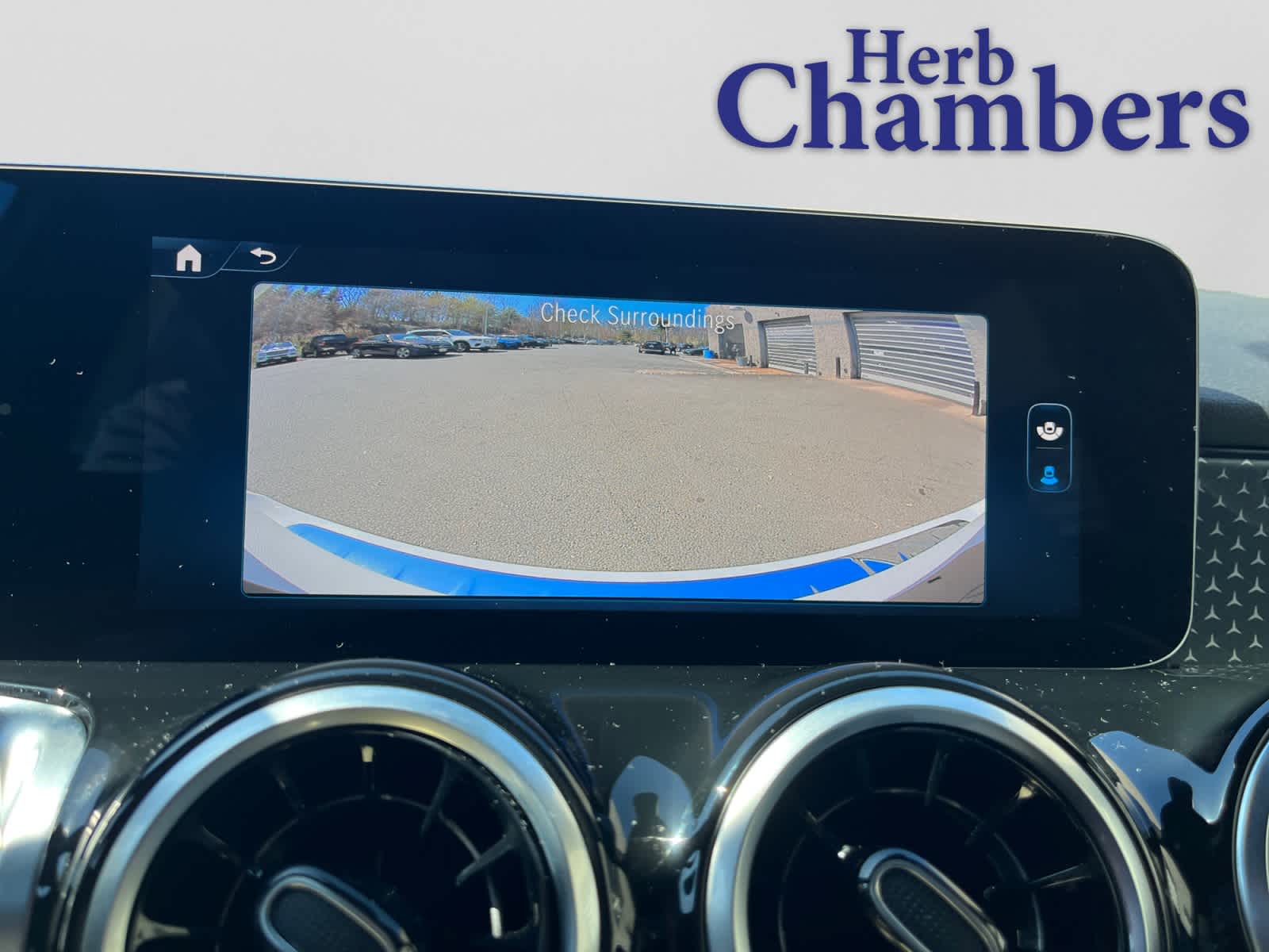 used 2025 Mercedes-Benz GLB 250 car, priced at $40,498
