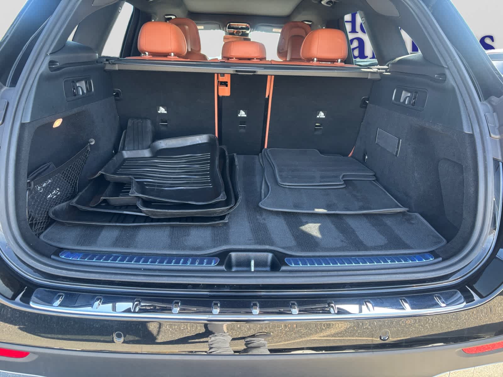 used 2023 Mercedes-Benz GLC 300 car, priced at $36,998