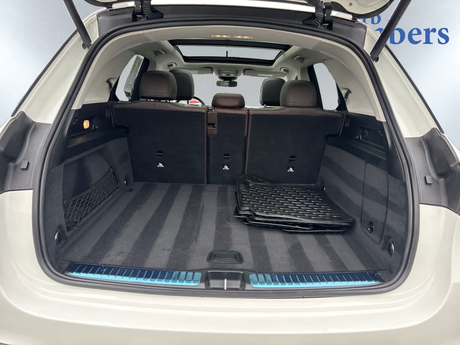 2023 Mercedes Benz GLE 350 4MATIC photo 4