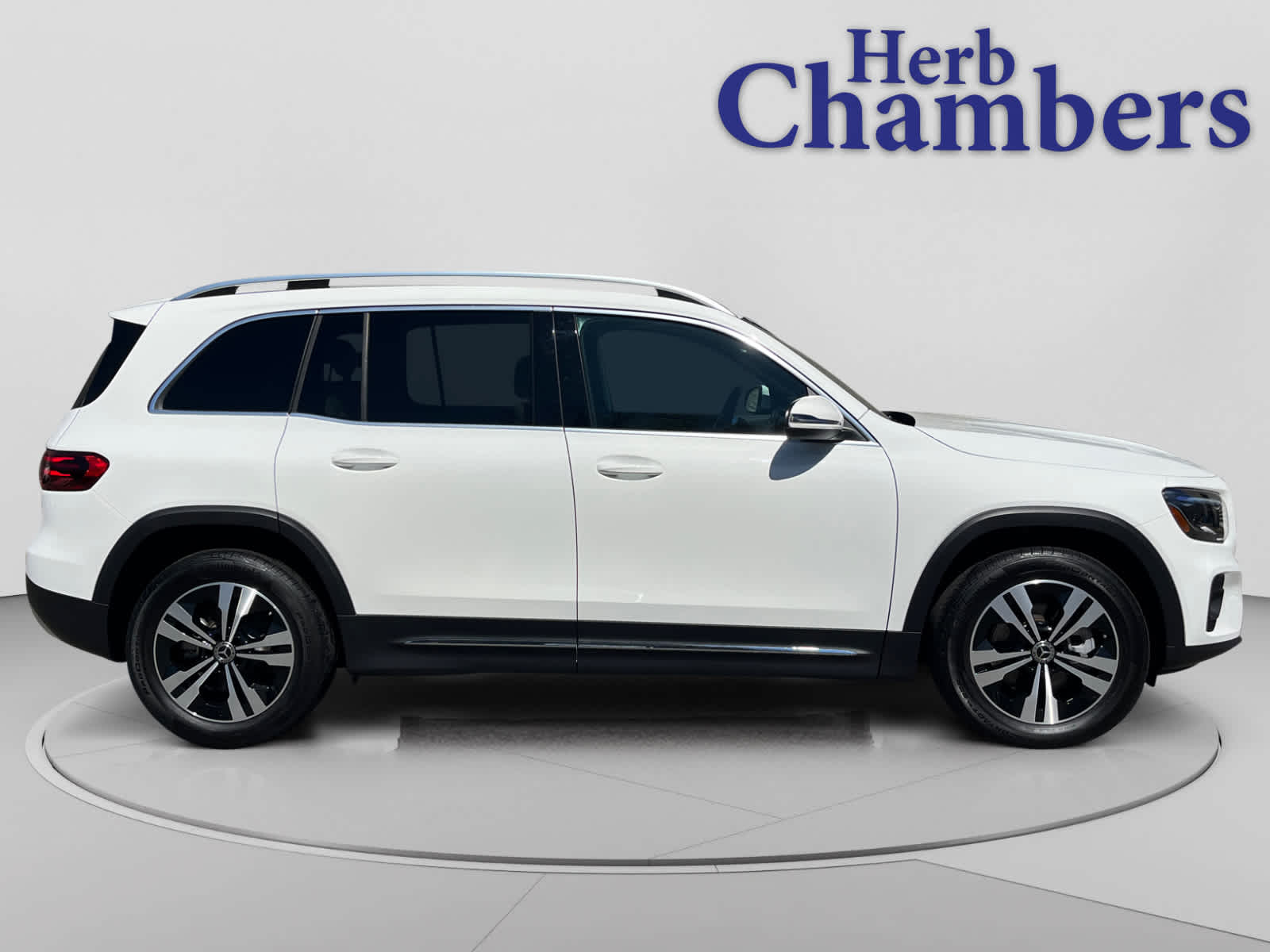 used 2025 Mercedes-Benz GLB 250 car, priced at $40,498