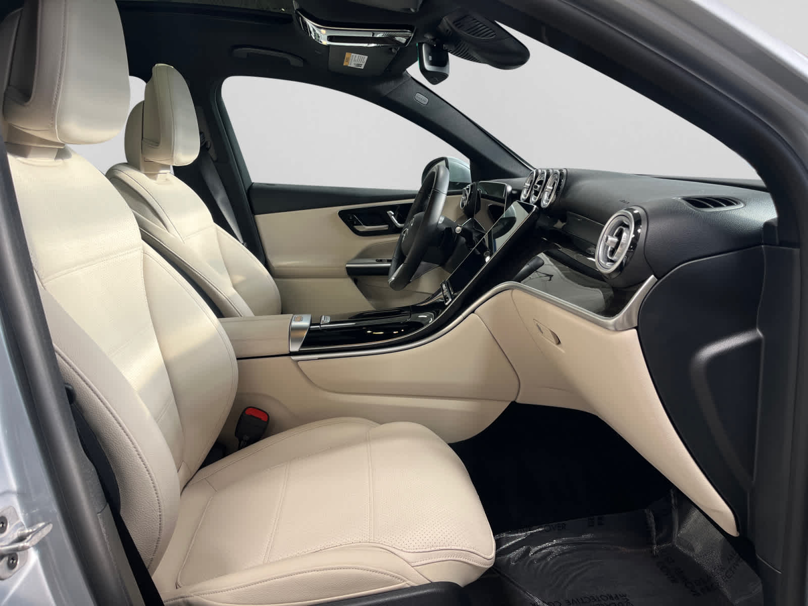 used 2025 Mercedes-Benz GLC 300 car, priced at $54,998