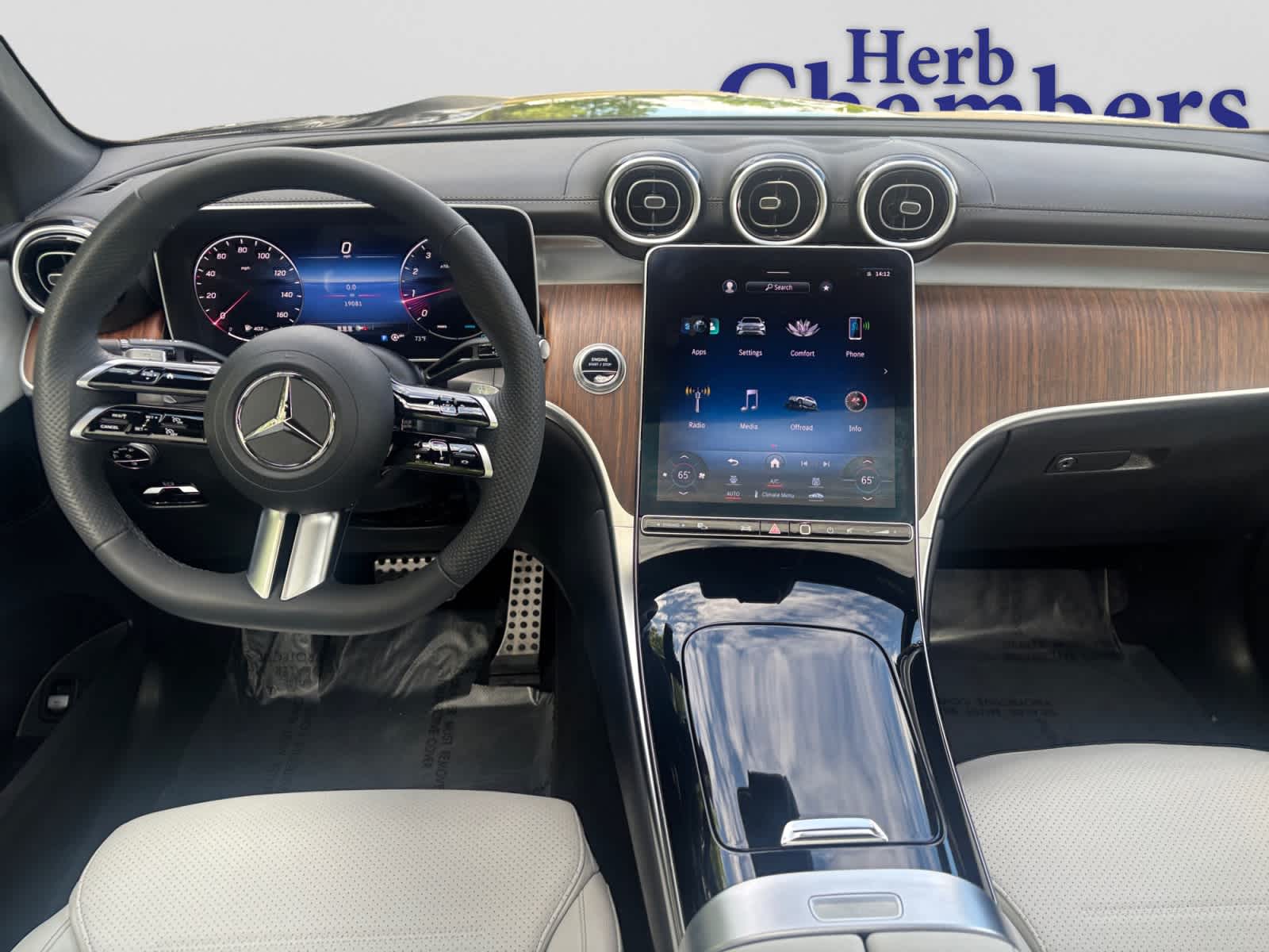used 2023 Mercedes-Benz GLC 300 car, priced at $39,998