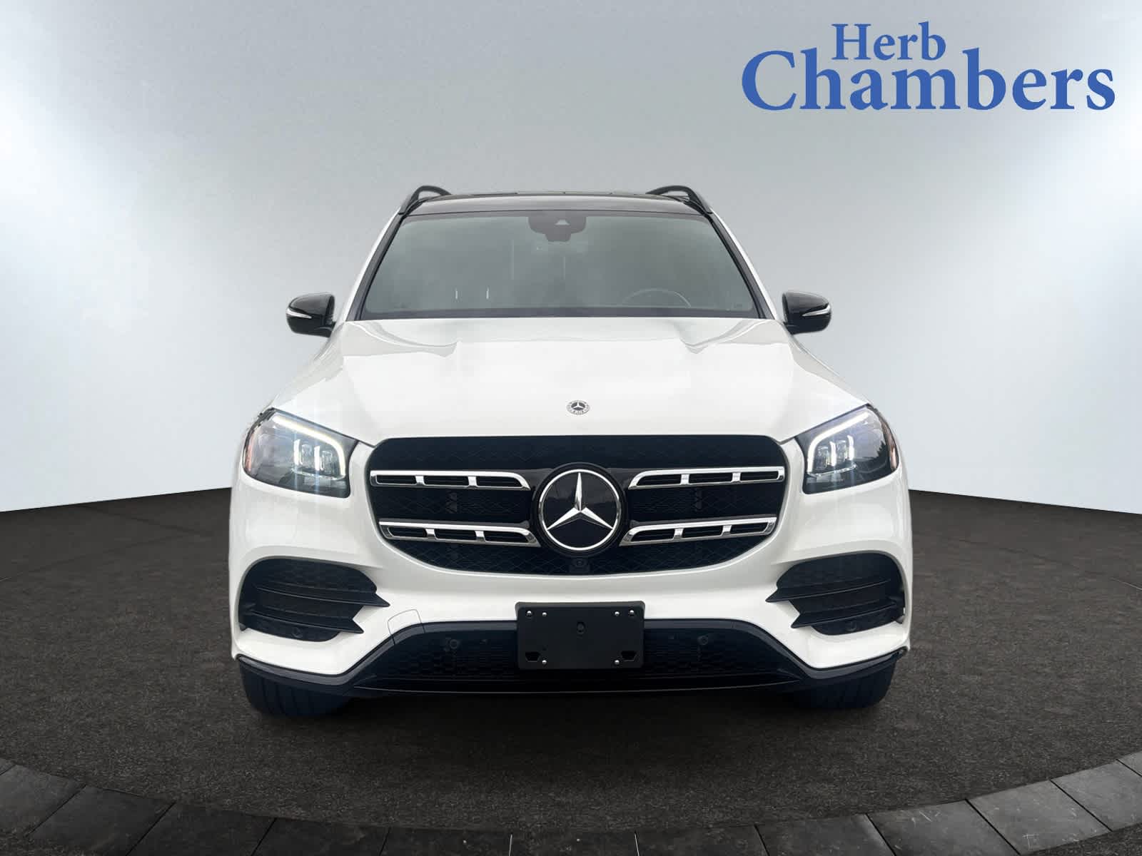 2023 Mercedes Benz GLS 450 4MATIC photo 2