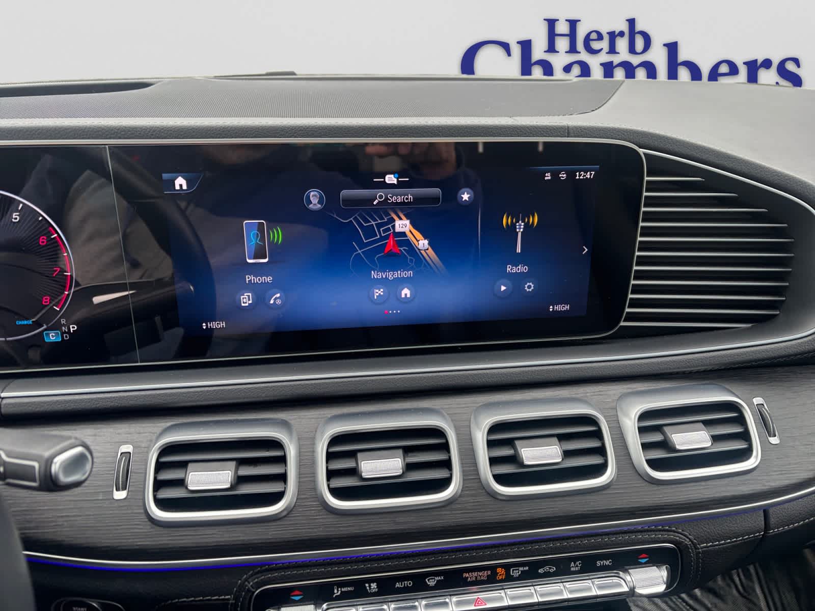 used 2024 Mercedes-Benz GLE 450 car, priced at $55,998