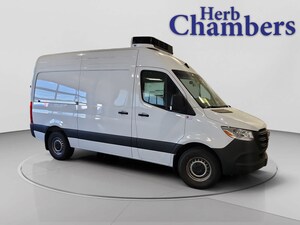 2025 Mercedes-Benz Sprinter 2500 Standard Roof 4-Cyl Diesel Van Cargo Van