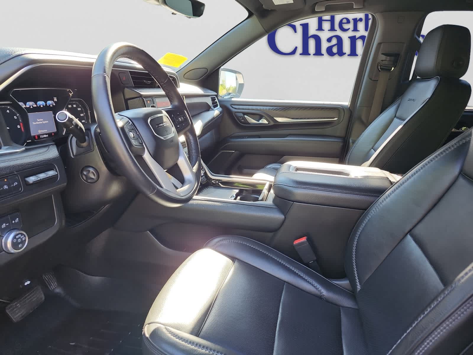 used 2021 GMC Yukon car, priced at $48,496