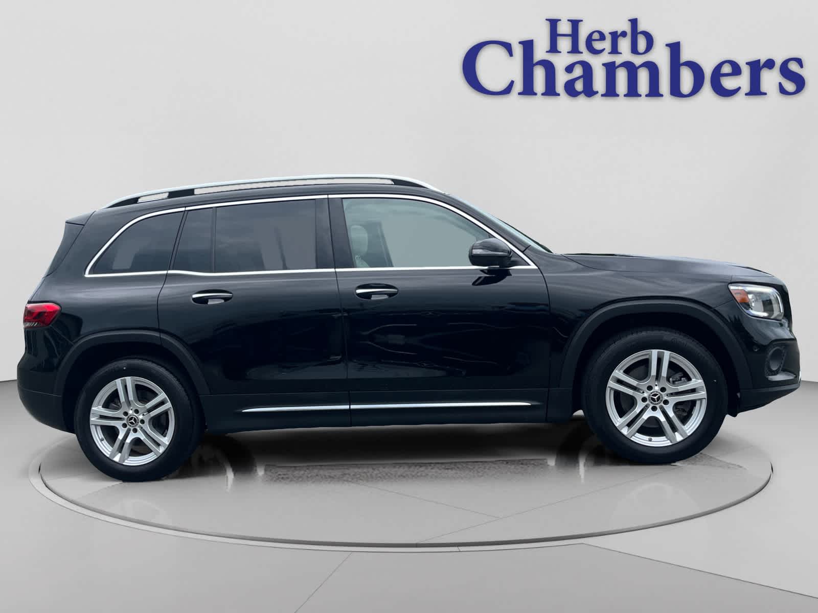 used 2023 Mercedes-Benz GLB 250 car, priced at $33,998