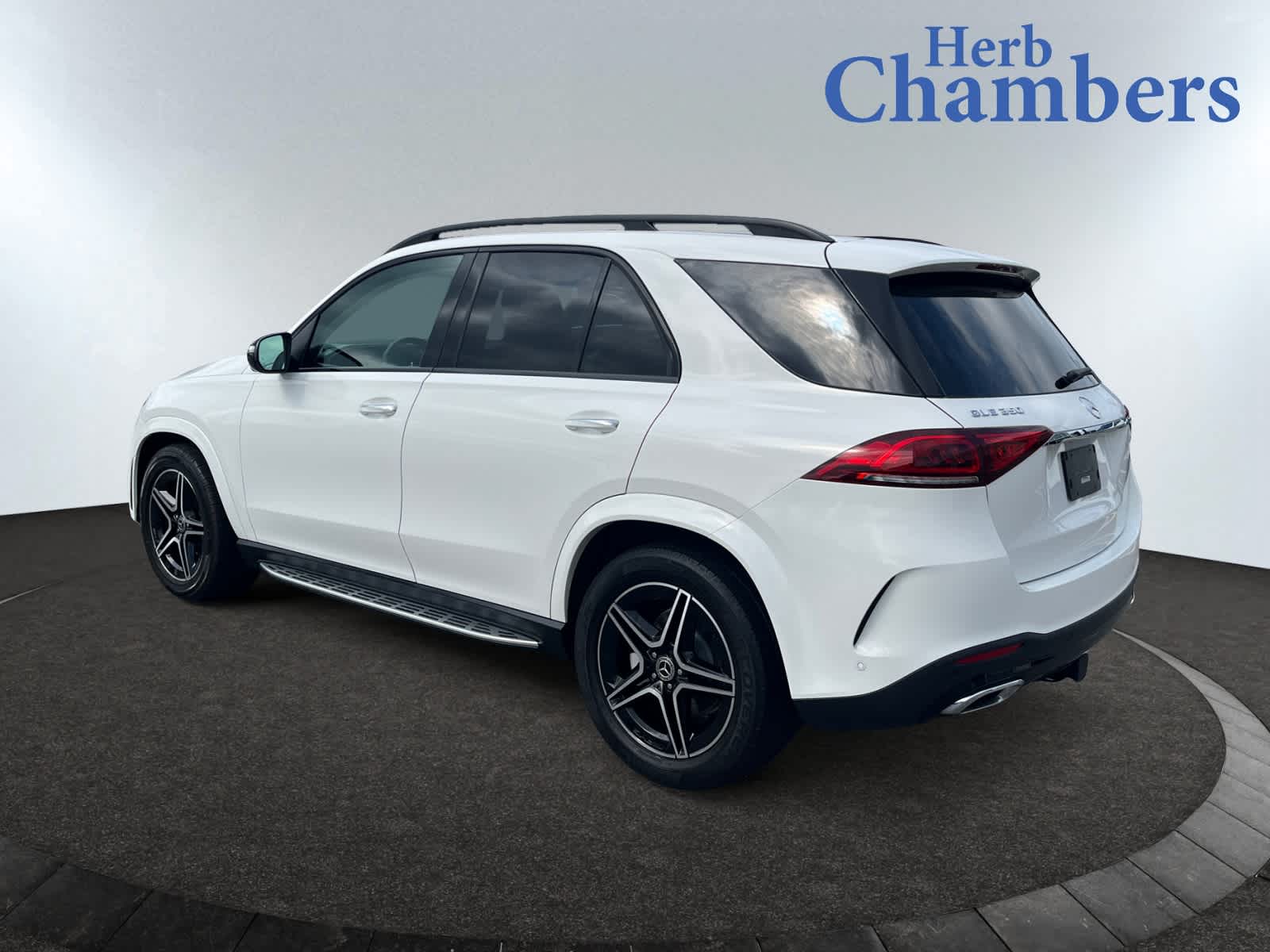 2022 Mercedes Benz GLE 350 4MATIC photo 3