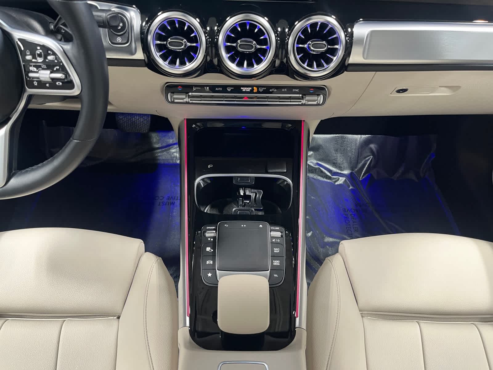 used 2023 Mercedes-Benz GLB 250 car, priced at $33,998