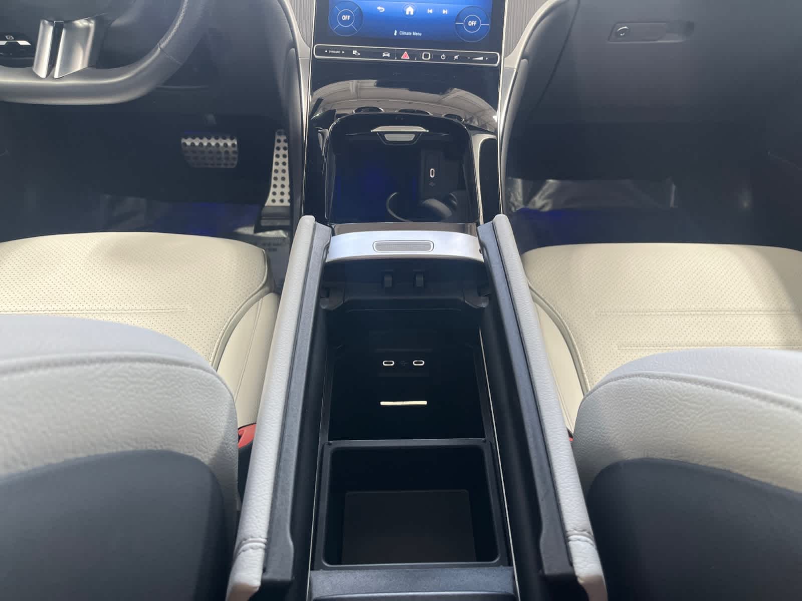 used 2024 Mercedes-Benz GLC 300 car, priced at $45,598