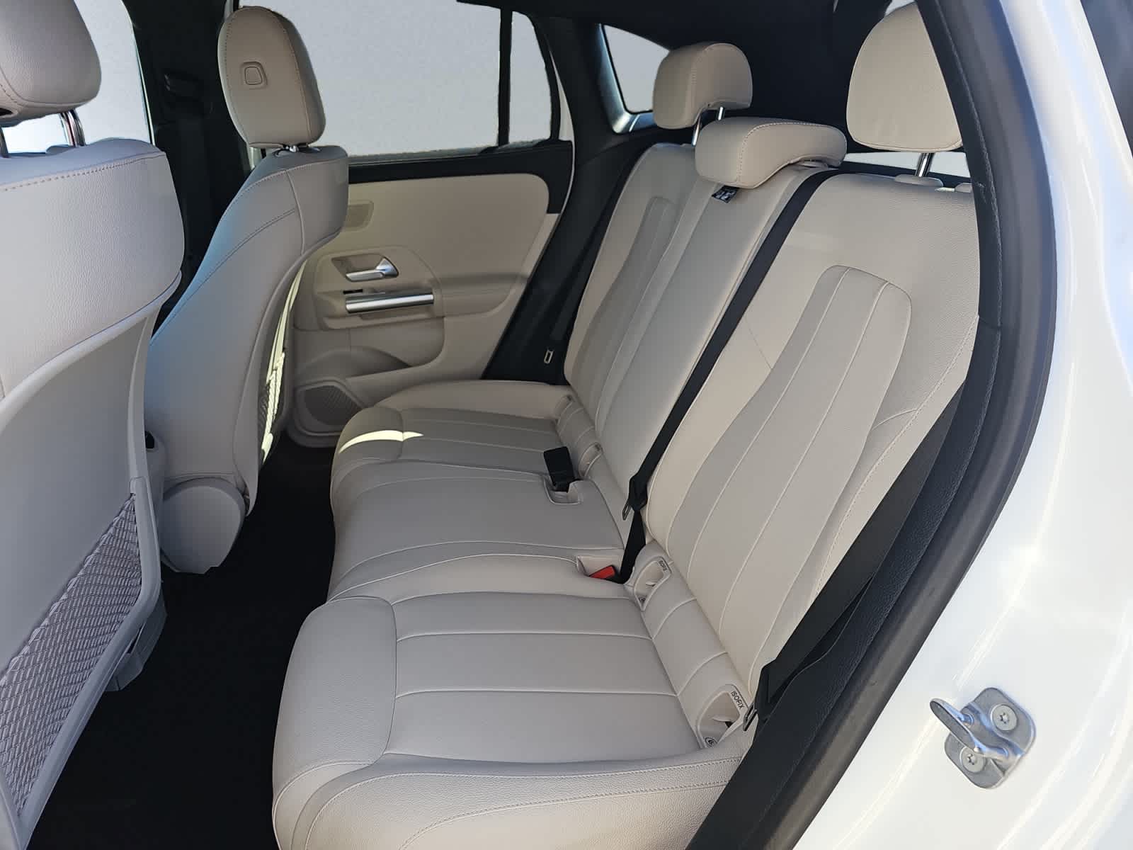 used 2025 Mercedes-Benz GLA 250 car, priced at $37,498