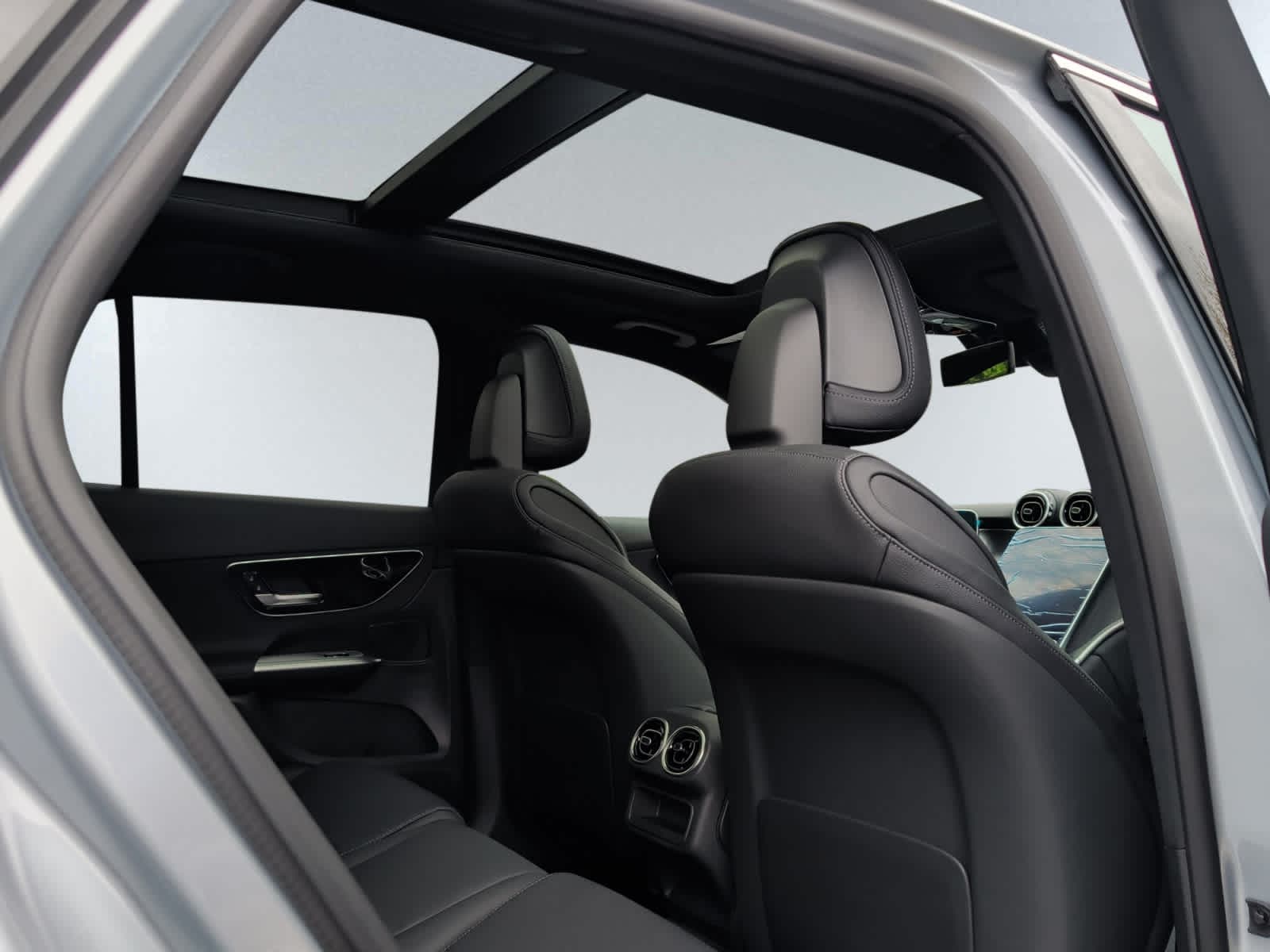 new 2026 Mercedes-Benz GLC 300 car