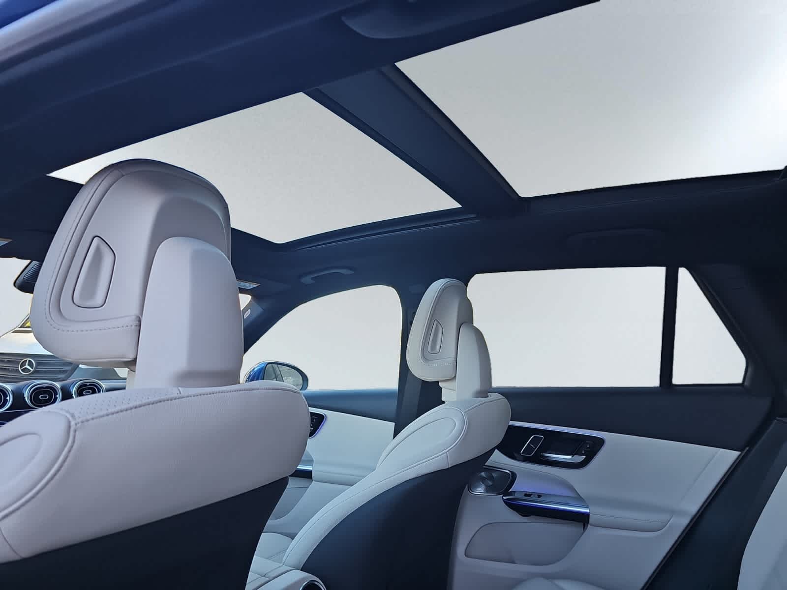 new 2026 Mercedes-Benz GLC 300 car