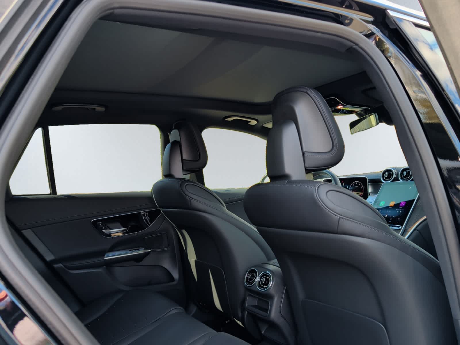 new 2026 Mercedes-Benz GLC 300 car