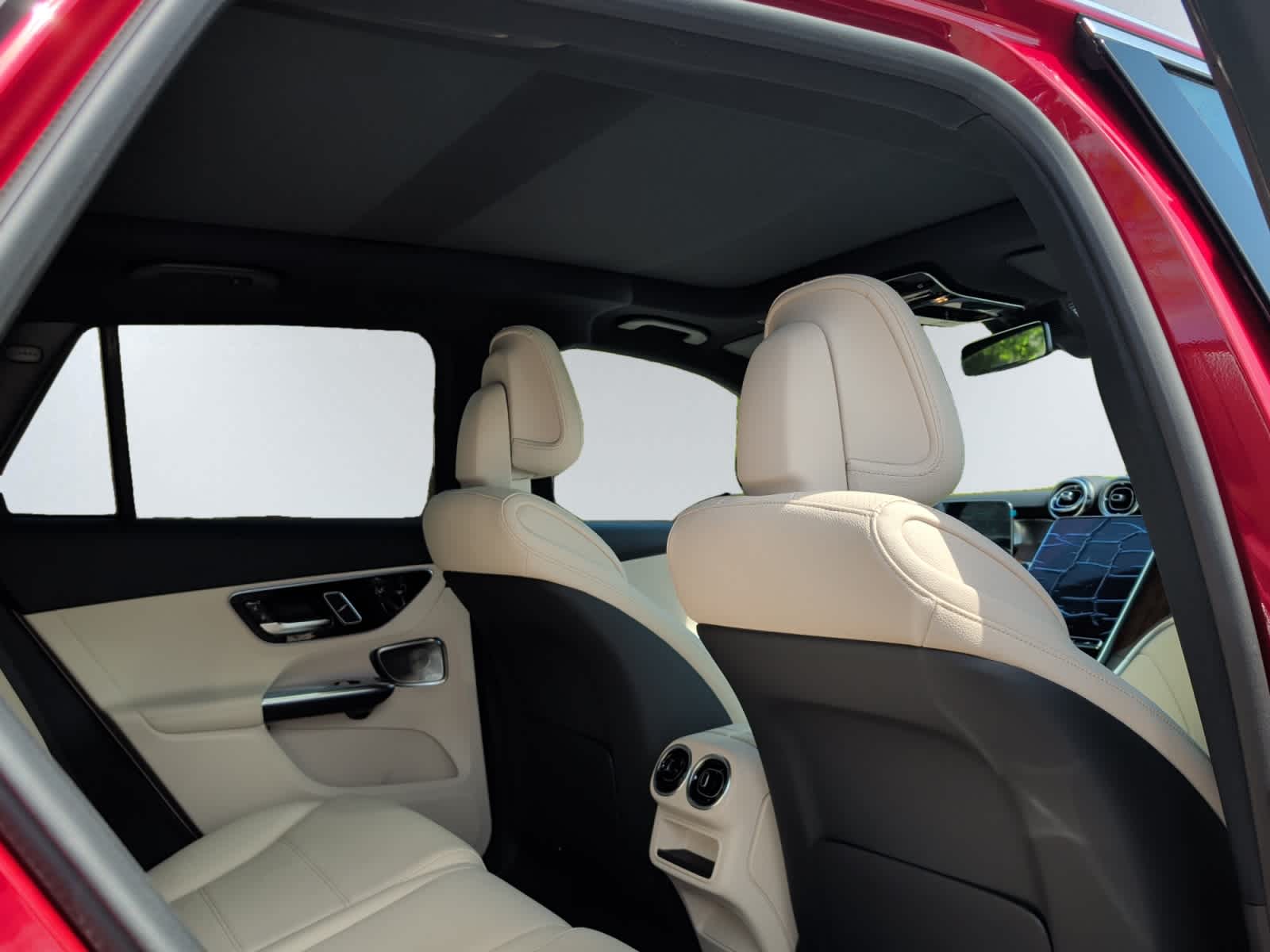 new 2026 Mercedes-Benz GLC 300 car