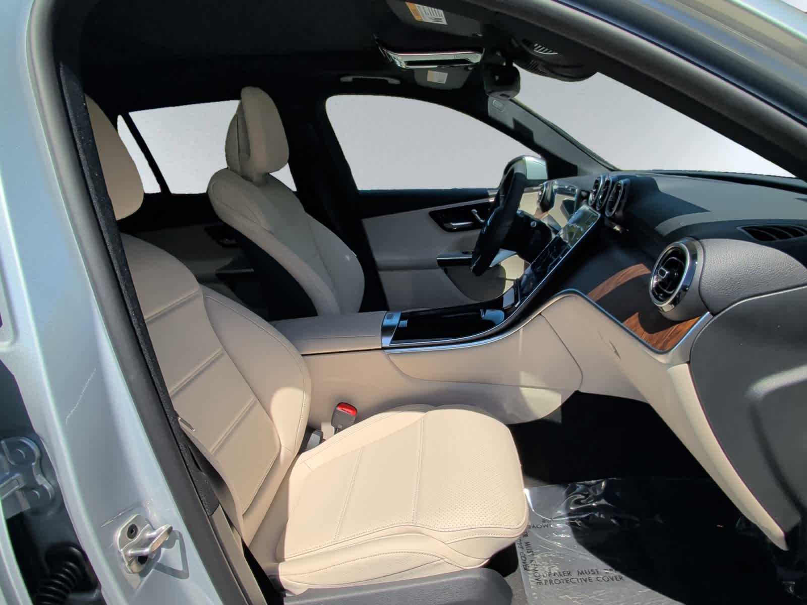 new 2026 Mercedes-Benz GLC 300 car