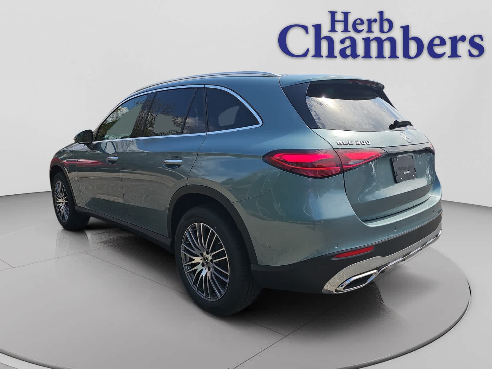 new 2026 Mercedes-Benz GLC 300 car