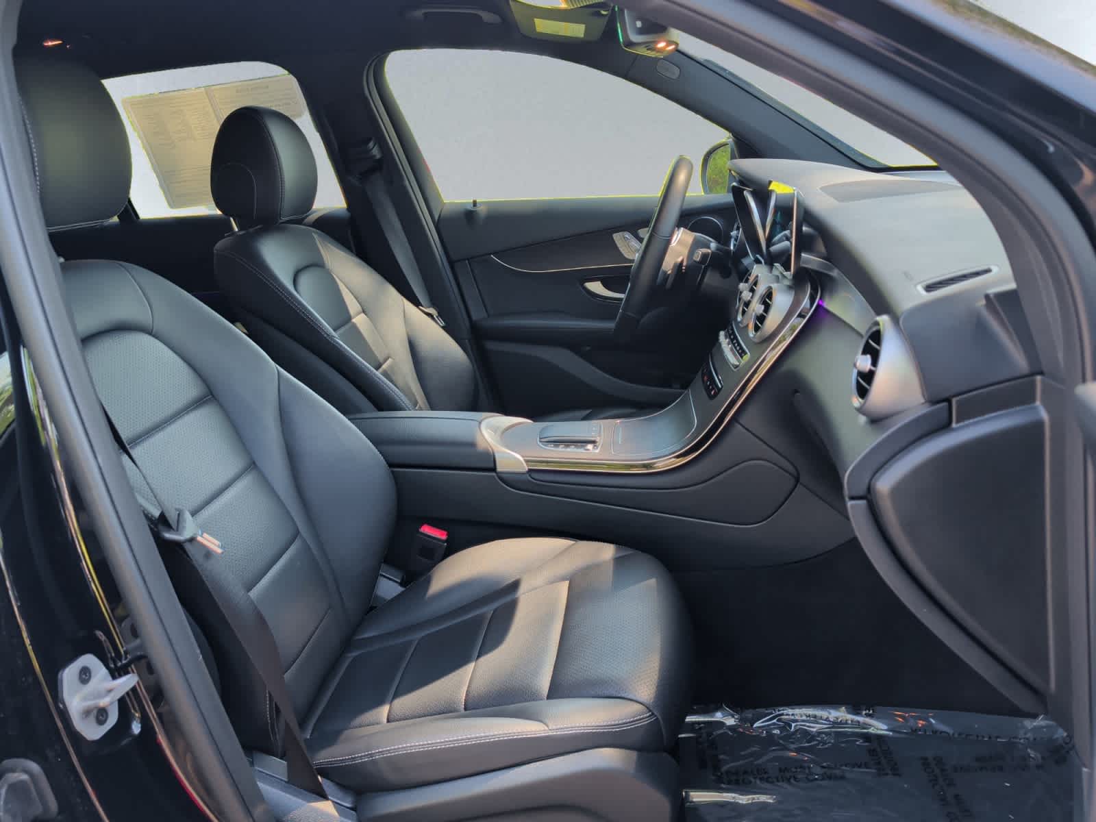 used 2022 Mercedes-Benz GLC 300 car, priced at $26,998
