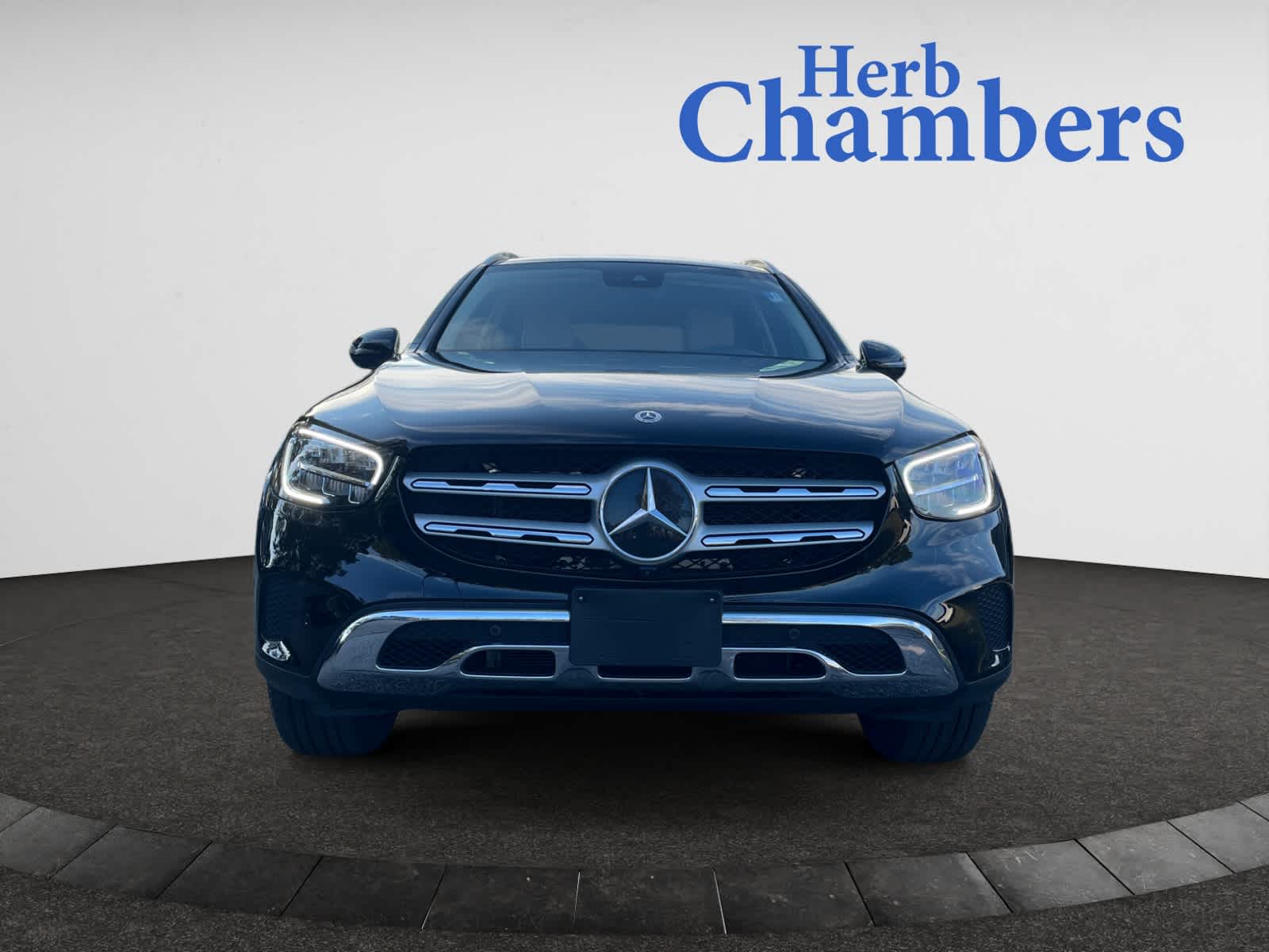 2022 Mercedes Benz GLC 300 4MATIC photo 2
