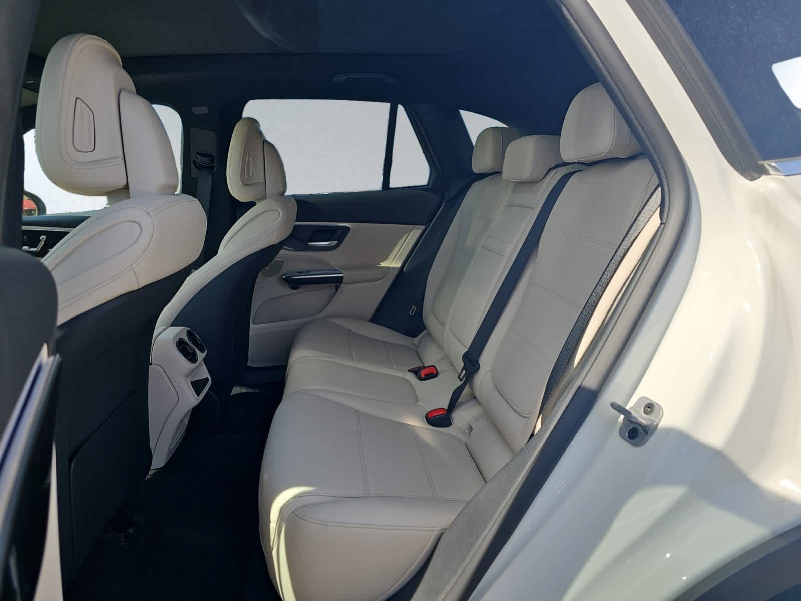 new 2026 Mercedes-Benz GLC 300 car