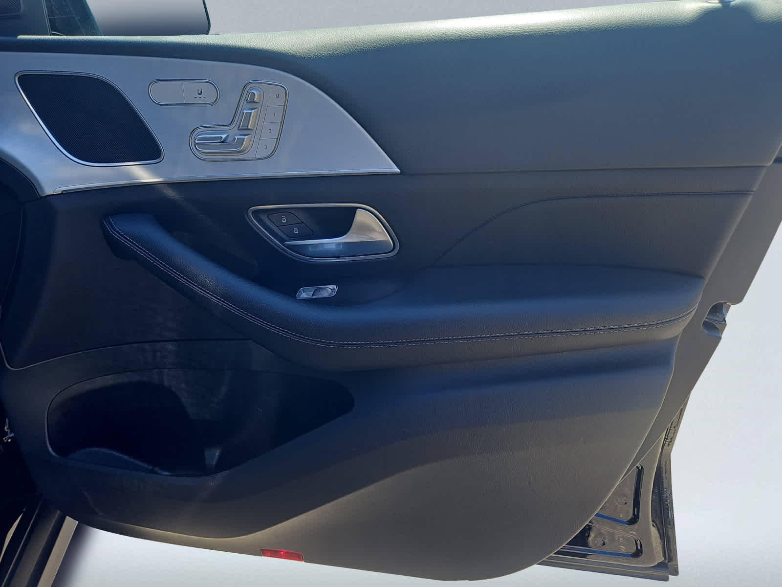 used 2024 Mercedes-Benz GLE 350 car, priced at $46,988