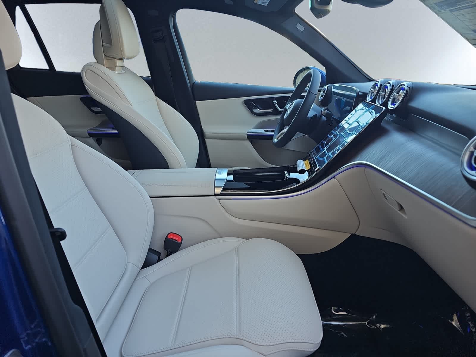 new 2026 Mercedes-Benz GLC 300 car
