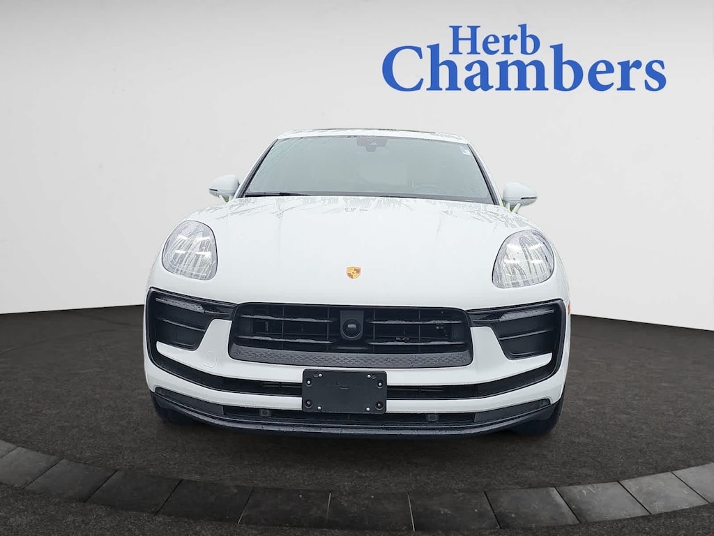 Used 2024 Porsche Macan  SUV