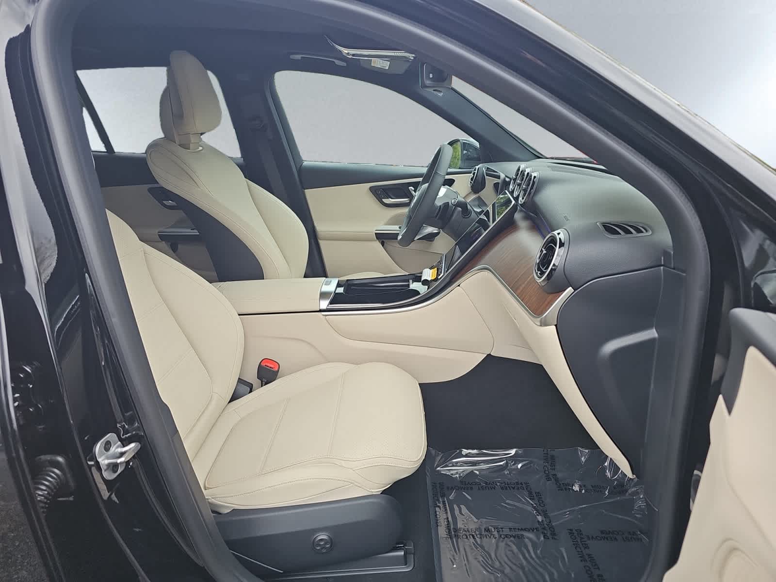 new 2026 Mercedes-Benz GLC 300 car