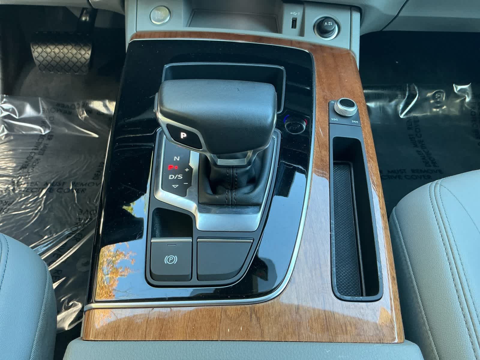 used 2022 Audi Q5 car, priced at $28,488