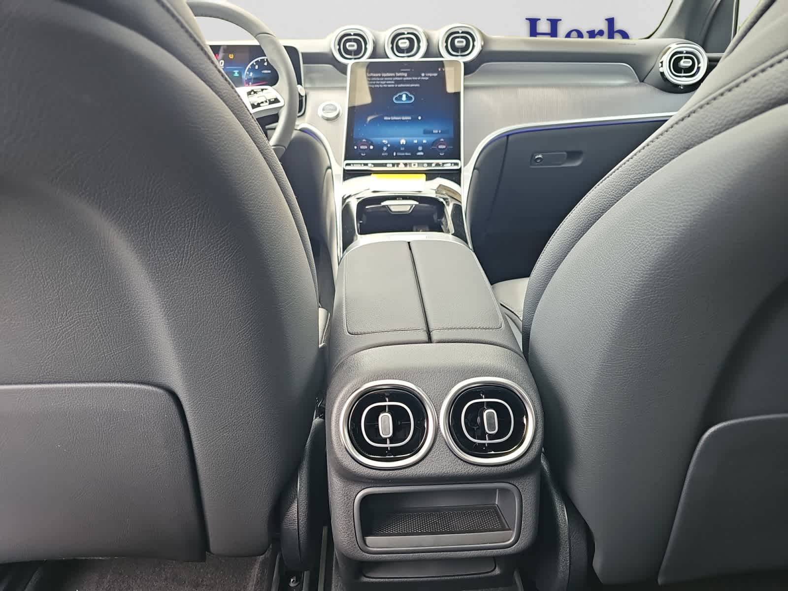 new 2026 Mercedes-Benz GLC 300 car