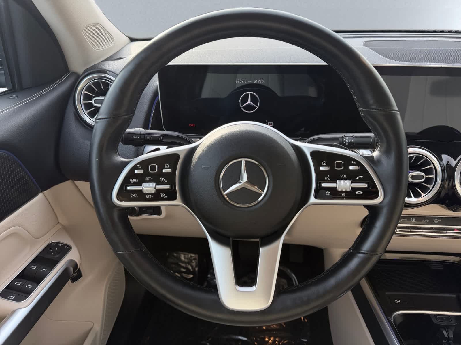 used 2021 Mercedes-Benz GLB 250 car, priced at $24,788