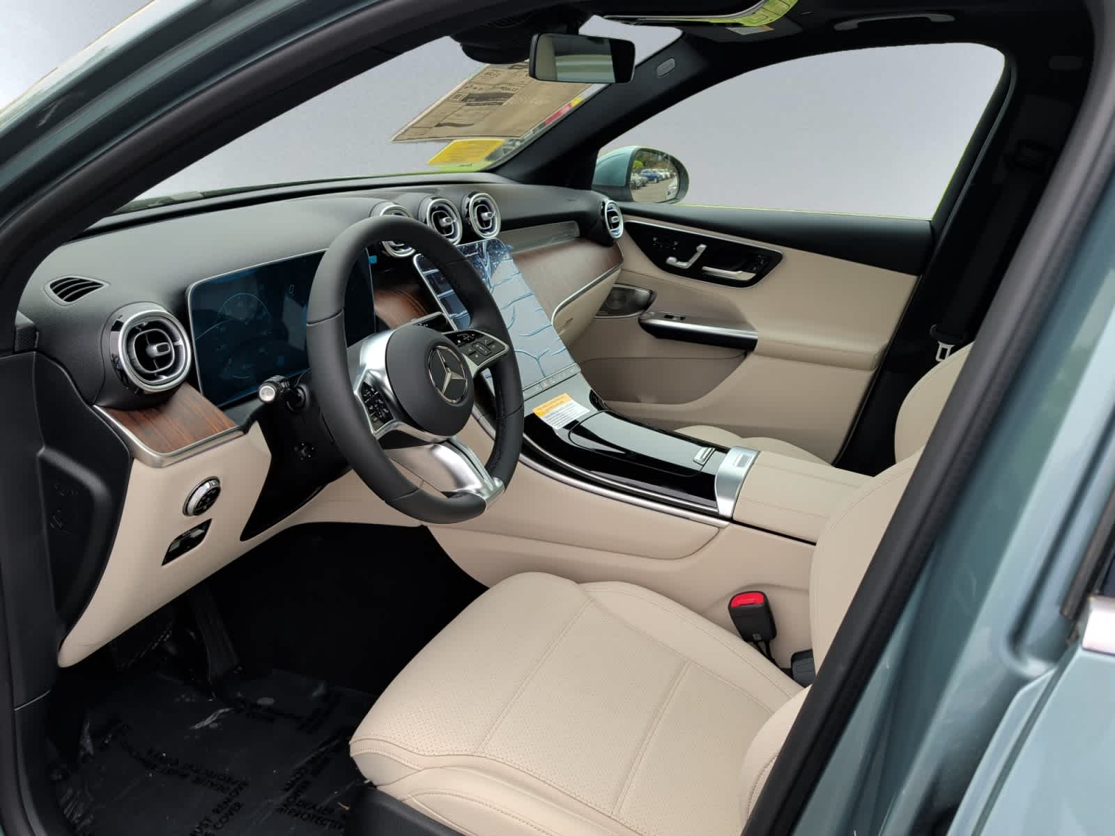new 2026 Mercedes-Benz GLC 300 car