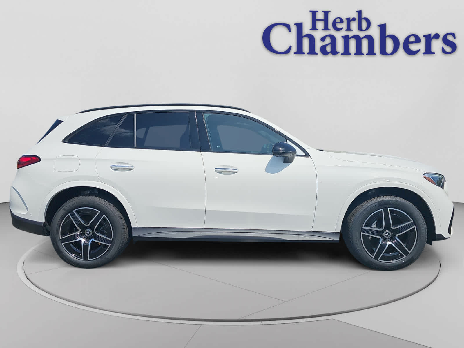 new 2026 Mercedes-Benz GLC 300 car