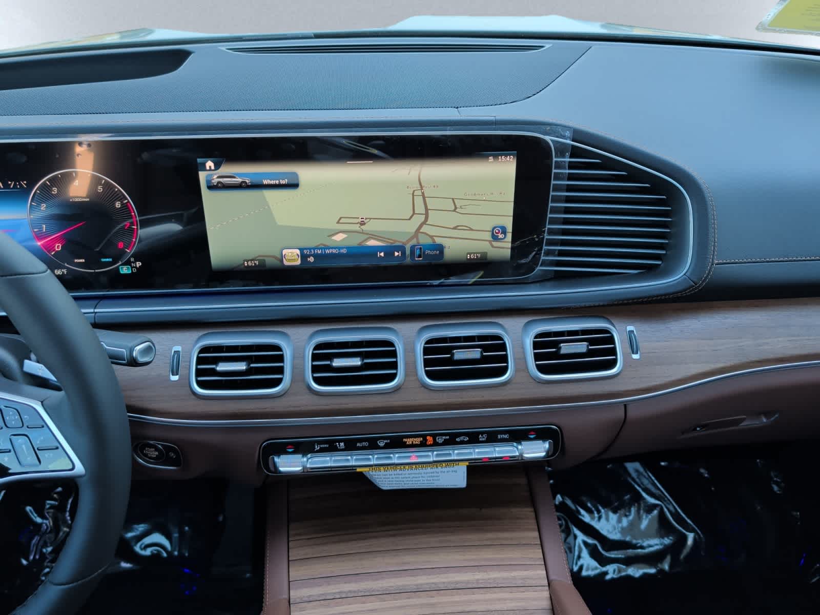 new 2026 Mercedes-Benz GLS 450 car
