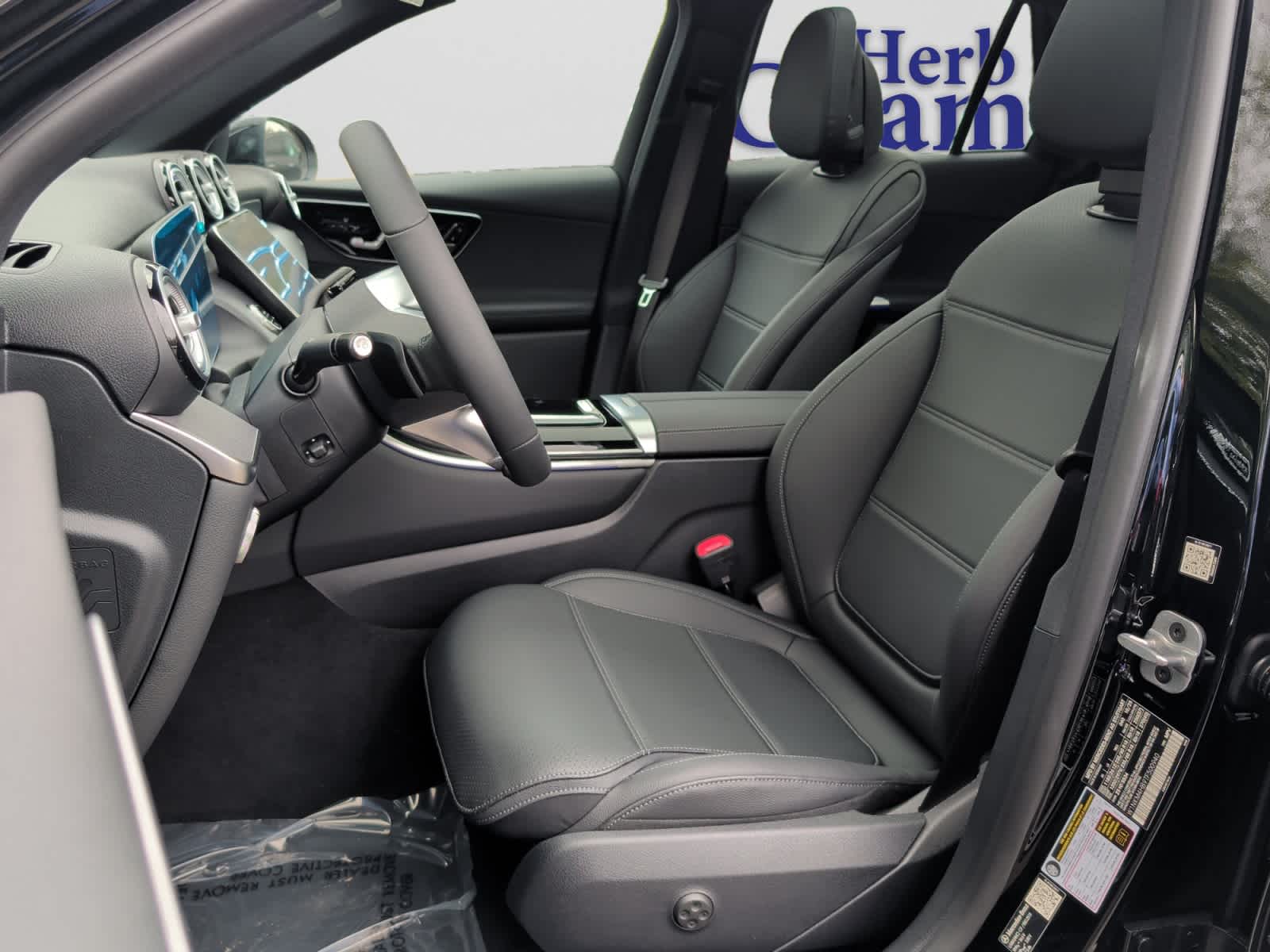 new 2026 Mercedes-Benz GLC 300 car