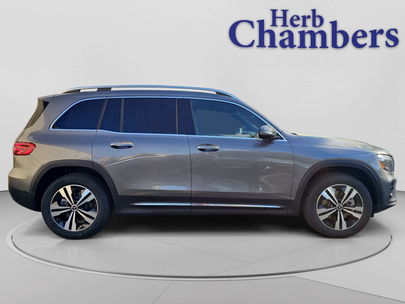 new 2026 Mercedes-Benz GLB 250 car