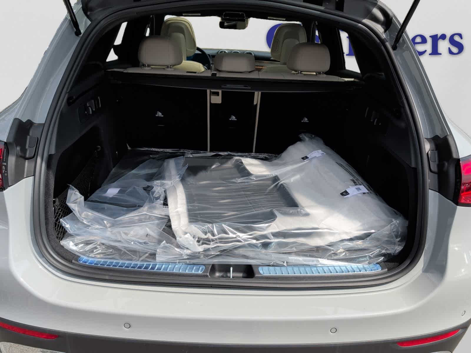 new 2026 Mercedes-Benz GLC 300 car