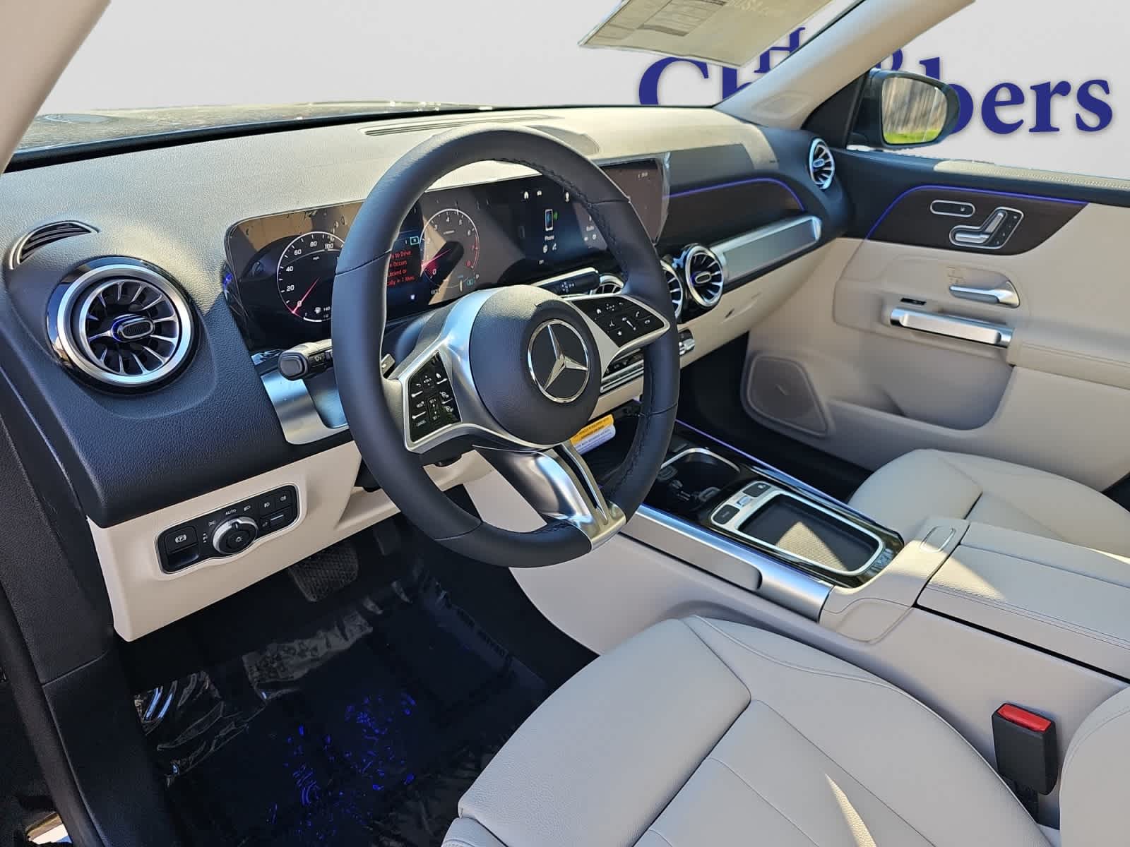 new 2026 Mercedes-Benz GLB 250 car