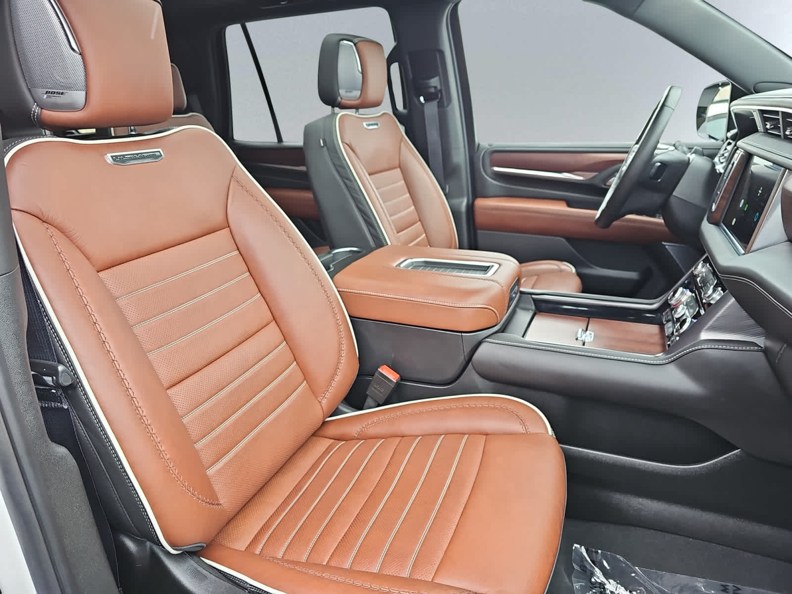 used 2024 GMC Yukon car, priced at $79,998