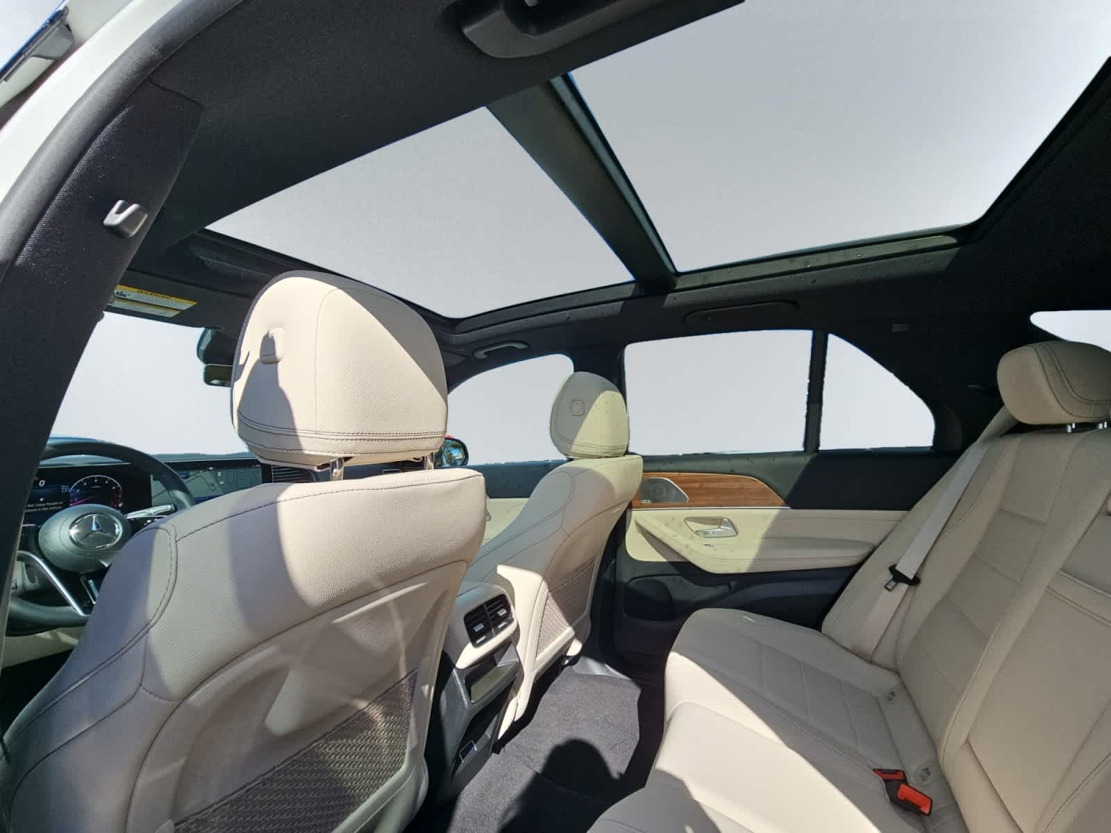 used 2026 Mercedes-Benz GLE 350 car, priced at $67,998