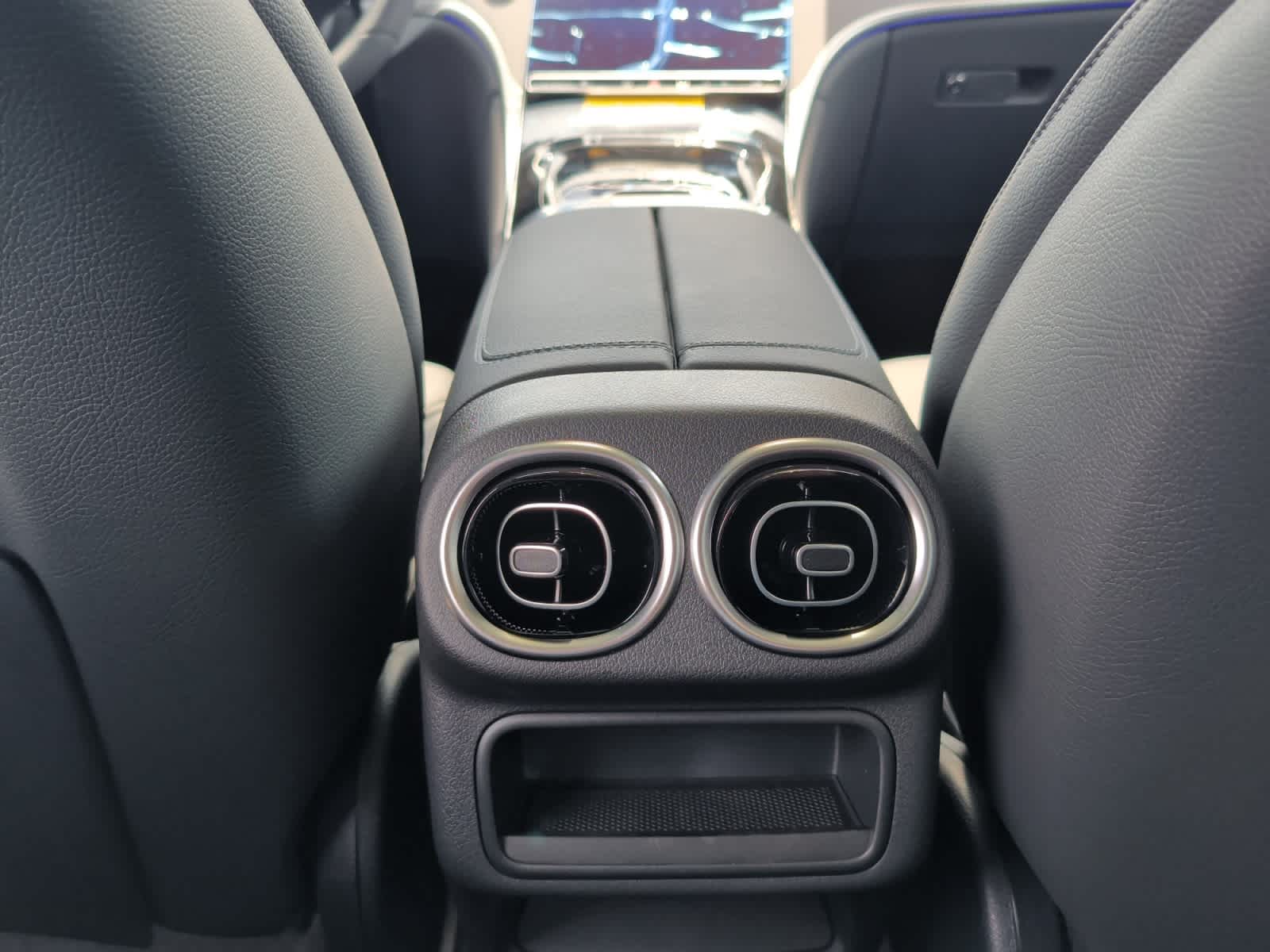 new 2026 Mercedes-Benz GLC 300 car