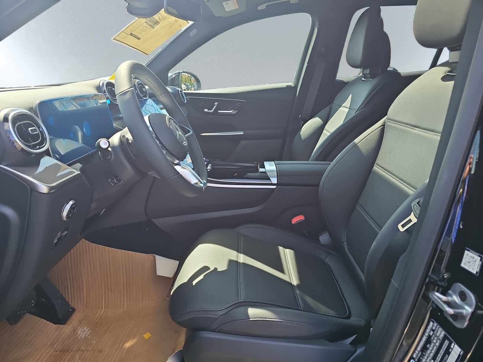 new 2026 Mercedes-Benz GLC 300 car