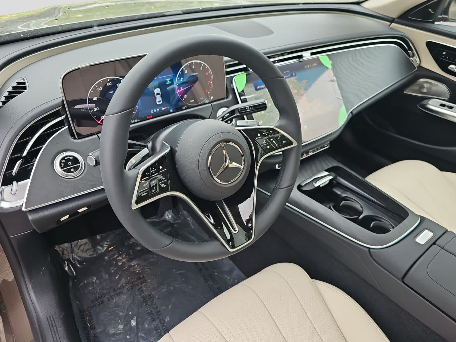 2026 Mercedes-Benz E-Class E350 - Photo 10