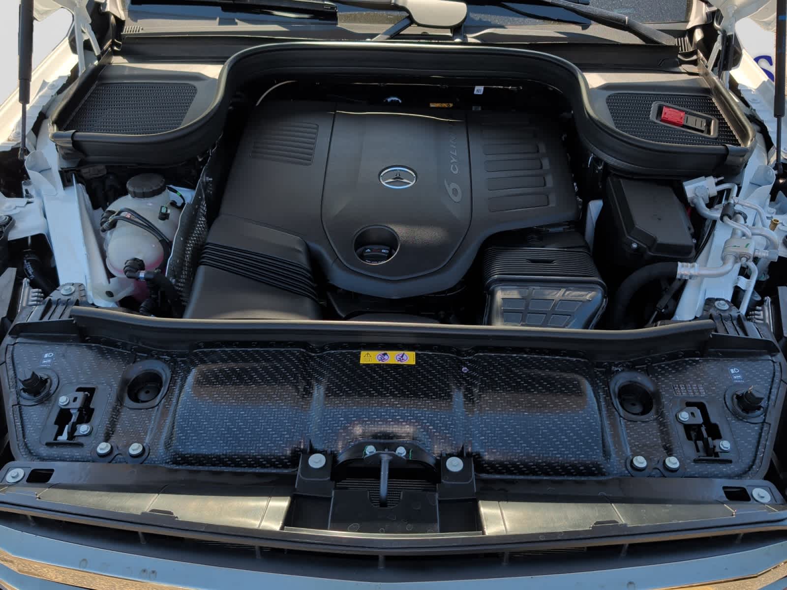 new 2026 Mercedes-Benz GLS 450 car