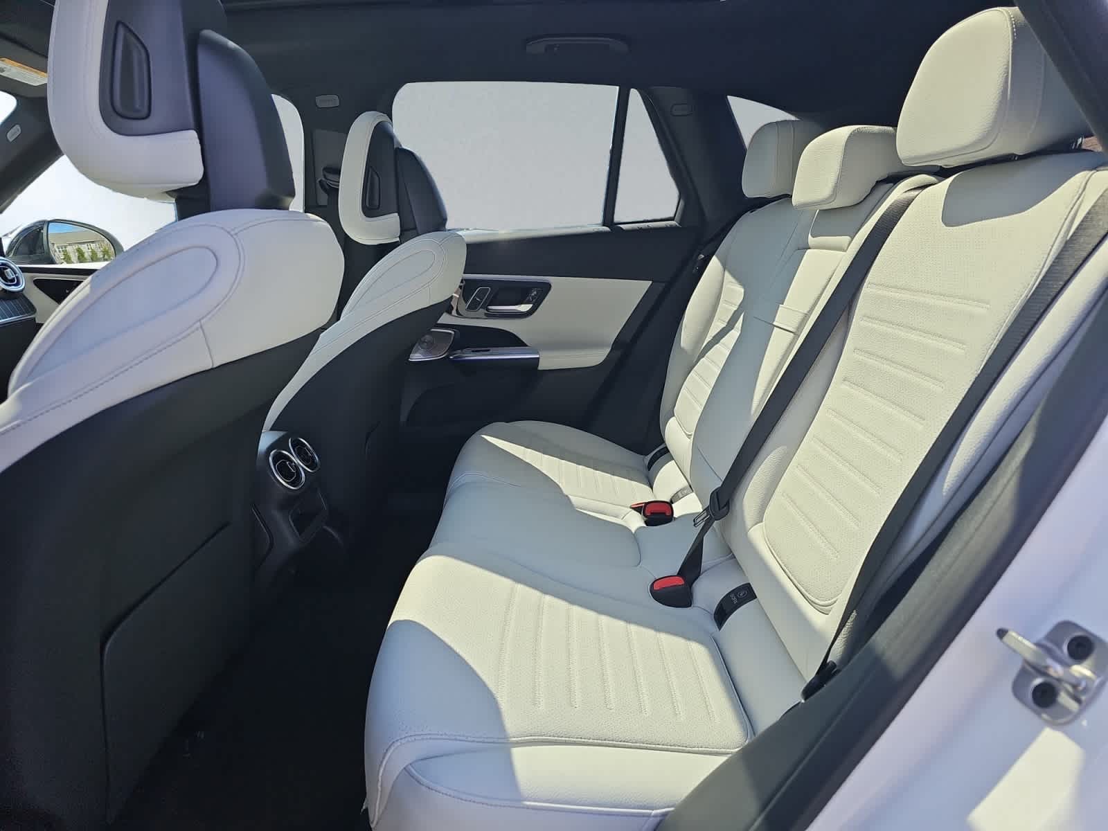 new 2026 Mercedes-Benz GLC 300 car