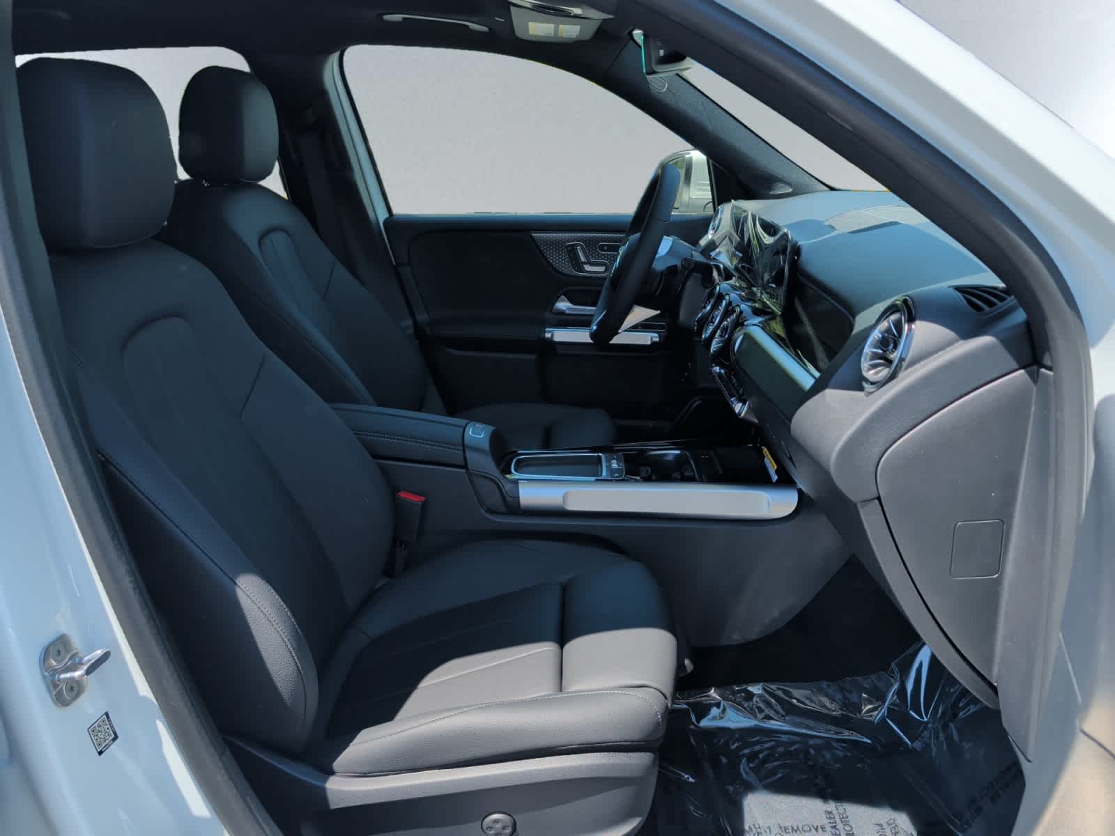 new 2026 Mercedes-Benz GLB 250 car