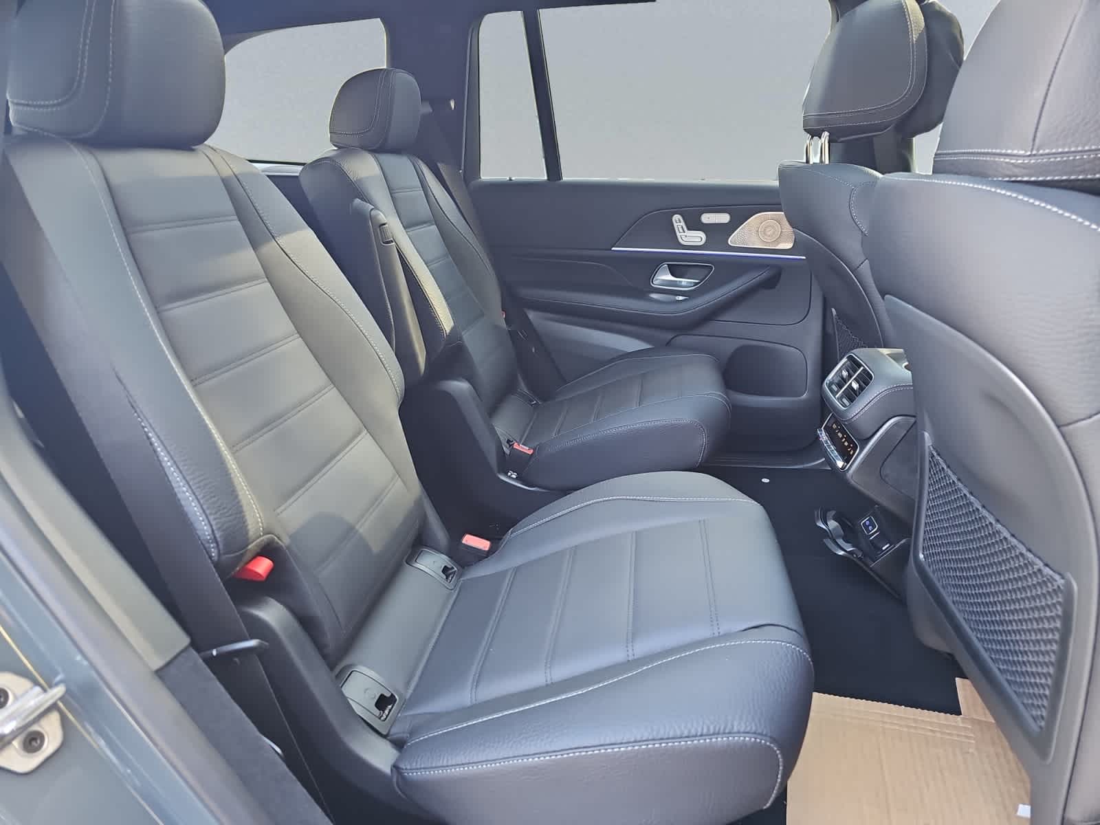 new 2026 Mercedes-Benz GLS 450 car