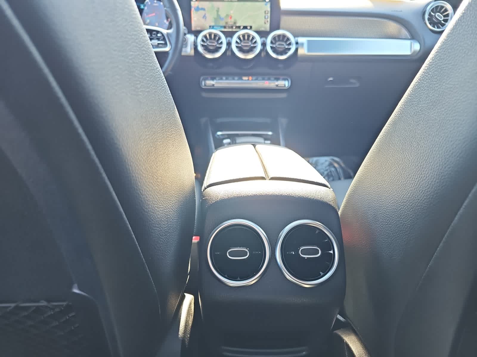 used 2022 Mercedes-Benz GLB 250 car, priced at $30,998